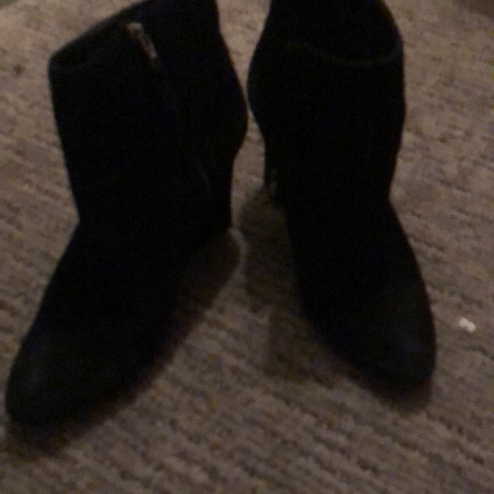 Ankle boots